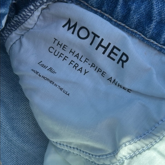 NWT MOTHER Ankle Cuff Fray in Last Bite. Size 29. - Picture 6 of 8